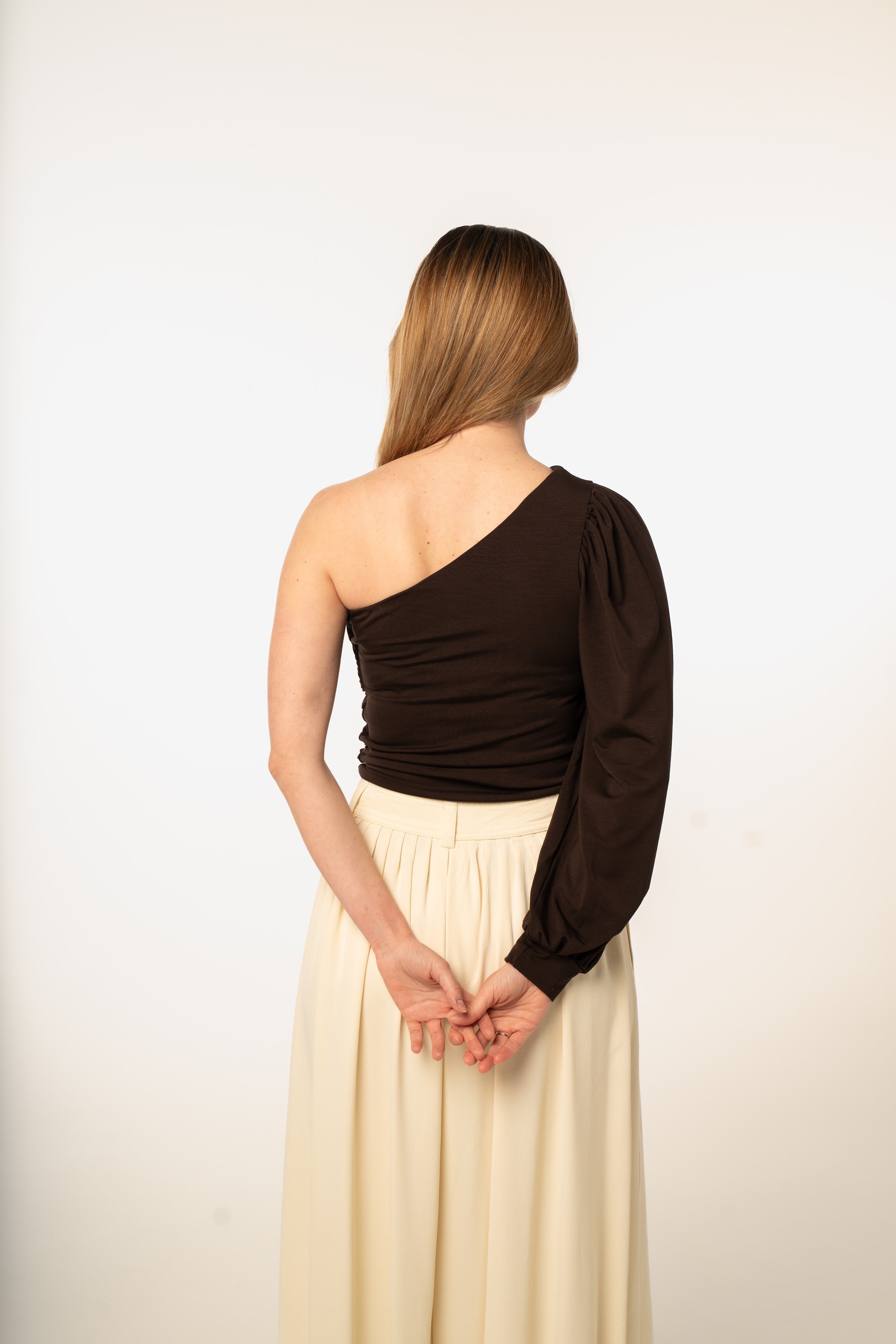 Bluzka na jedno ramie Alma